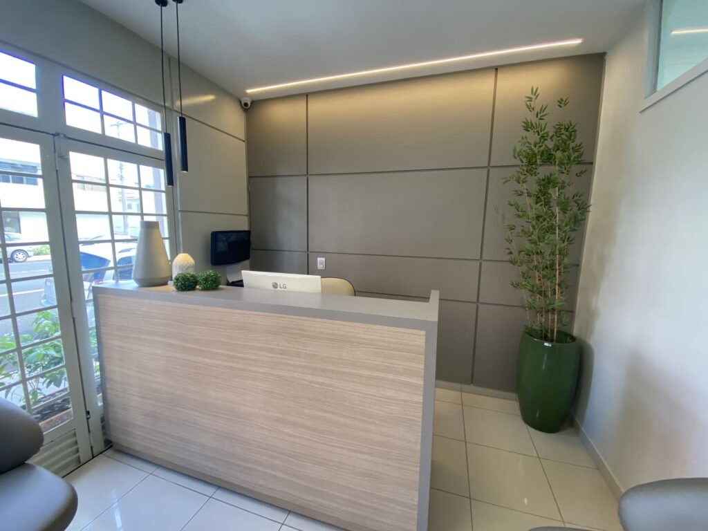 Home 12 Clínica odontológica, Dentista cosmético, Espaço de coworking, Periodontia e implantes dentários, Radiologia odontológica, Dentista, Endodontista, Cirurgião dentista, Odontopediatra